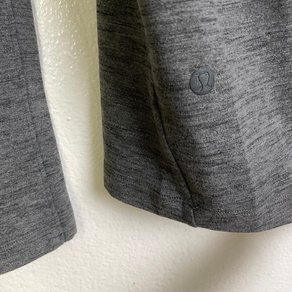 Lululemon Surge Warm 1/2 Zip Pullover Mens Medium Gray Long Sleeve Run Jog Train - Picture 10 of 11